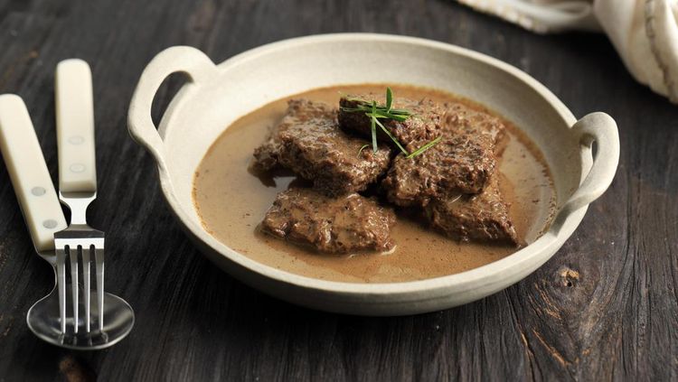 Ilustrasi semur daging, 1. Resep semur daging betawi kuah kental, 2. Resep semur daging sapi spesial lebaran khas Jepara, 3. Resep semur daging sapi sederhana, 4. Resep semur daging khas Pontianak, 5. Resep Semur Bola-Bola Daging Sapi Giling, 6. Resep Semur Daging Sapi Kecap, 7. Resep Semur Daging Kentang untuk Santapan khas Lebaran, 8. Resep Semur Daging Kambing Kuah Kental, 9. Resep Semur Bakso Daging Gurih untuk Lauk saat Lebaran