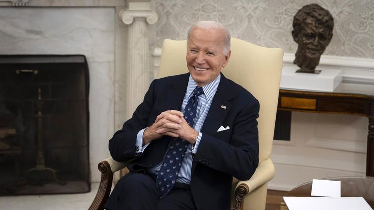 Presiden Prabowo Subianto bertemu dengan Presiden Amerika Serikat, Joe Biden. Pertemuan keduanya digelar di Gedung Putih, Washington, Amerika Serikat, Selasa (12/11/2024) waktu setempat., Mengenal kanker prostat yang dialami Joe Biden, Orang yang berisiko mengidap kanker prostat, Gejala kanker prostat, Pencegahan kanker prostat