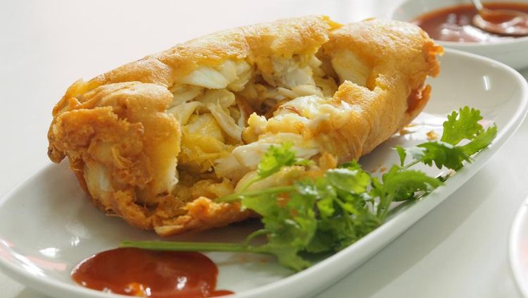 Ilustrasi telur dadar kepiting
