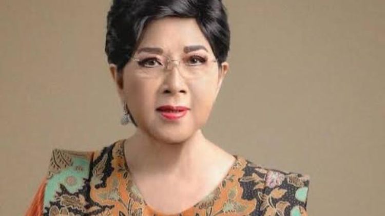Titiek Puspa, 1. Inul Daratista, 2. Titi Kamal, 3. Rian D’Masiv, 4. Widi Mulia, 5. Melly Goeslaw, 6. Rossa, 7. Vidi Aldiano