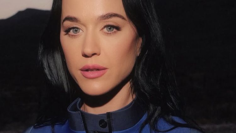 Katy Perry & Lauren Sanchez