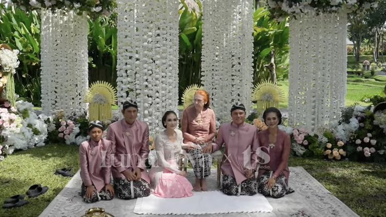 Luna Maya Siraman, Awal bertemu dari syuting sinetron, Luna dan Maxime dekat setelah 'dimakcomblangin' Nagita Slavina, Tidak masalah dengan perbedaan usia 10 tahun, Persiapan jelang menikah