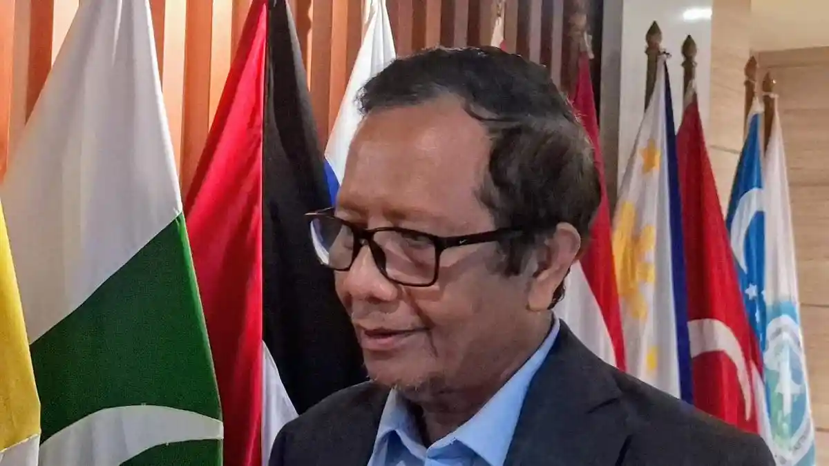 Kapolri, Kepolisian, meritokrasi, Usulan Pembatasan Jabatan Kapolri 3 Tahun, Mahfud MD Ajak Prabowo Pertimbangkan