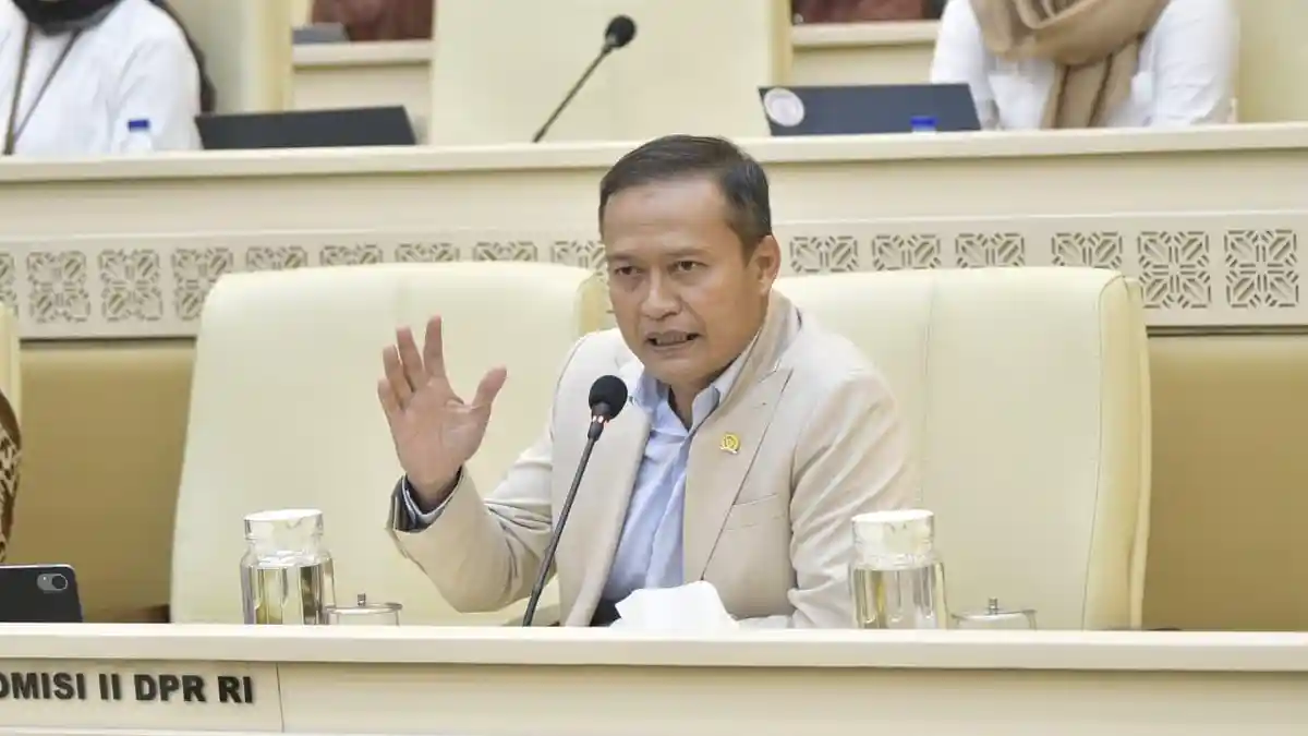 Azis Subekti, Pemulihan Pasca-banjir di Aceh, Sumut, dan Sumbar Perlu Kebijakan Berbasis Ekologi, 1. Restorasi Daerah Aliran Sungai (DAS), 2. Rekonstruksi hunian berbasis risiko ekologis, 3. Pemulihan ekonomi berkaitan dengan ekologi lokal, 4. Perlindungan kawasan pesisir dan pulau kecil terluar, 5. Indikator pemulihan perlu variabel ekologis