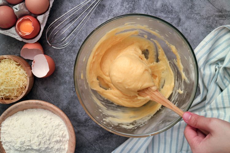 resep kue tanpa telur, resep bolu tanpa telur, resep bolu tanpa telur tanpa mixer, camilan manis rumahan, Cara Membuat Bolu Tanpa Telur, Mengembang Maksimal Hanya 5 Bahan, Resep bolu tanpa telur cuma 5 bahan, Cara Membuat Bolu Tanpa Telur, Cara Membuat Icing Lemon, Tips Supaya Bolu Tetap Empuk Tanpa Telur