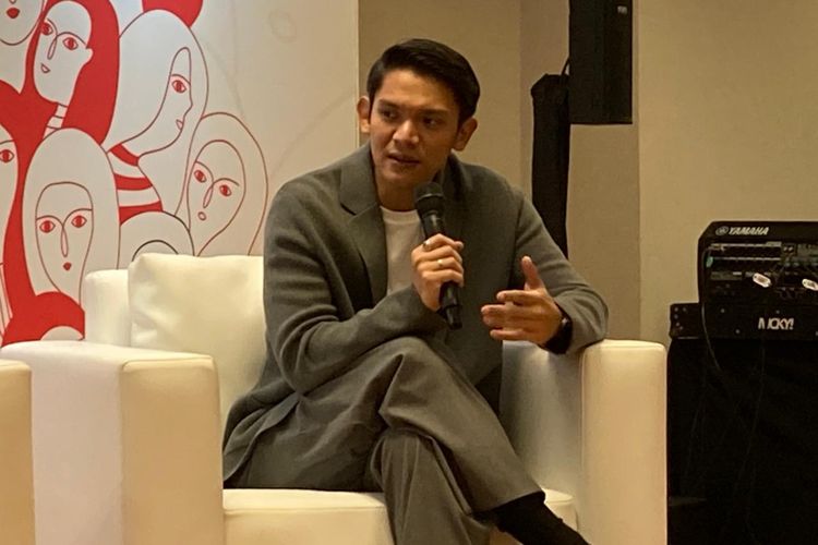 Banyak Perempuan Menolak Naik Jabatan, Dilema Beban Ganda di Rumah, Pentingnya ekosistem kerja yang ramah gender, Mendobrak stigma bapak rumah tangga, Sepinya puncak karier bagi direktur perempuan, Hambatan struktural dan fenomena glass ceiling