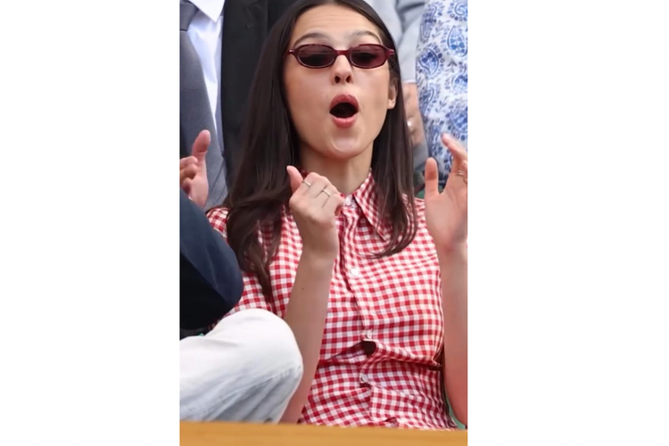 Olivia Rodrigo, Wimbledon 2025, gaya olivia rodrigo, wimbledon 2025, gingham vintage dress, ralph lauren spring summer 2000, Gaya Olivia Rodrigo di Wimbledon 2025, Nostalgic dengan Gingham Vintage
