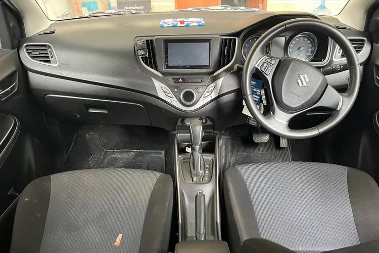 perawatan mudah, mobil hatchback, Suzuki Baleno, konsumsi bahan bakar irit, Pengalaman Pelihara Suzuki Baleno 2021 Setelah 52.000 Km, Pengalaman Positif Pemilik Suzuki Baleno 1.4 AT 2021, Performa dan Kenyamanan yang Layak Dipertimbangkan, Kelebihan Suzuki Baleno 2021, Kekurangan Suzuki Baleno 2021