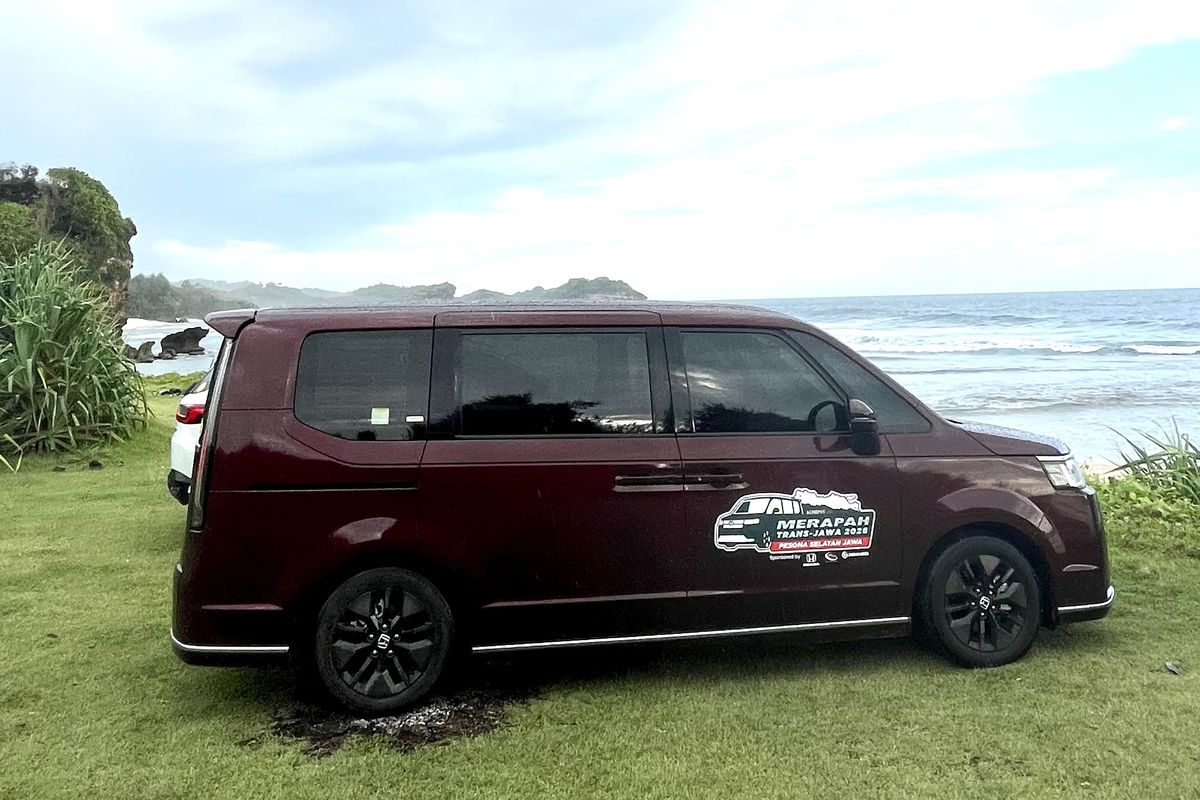 Honda, Step WGN, Honda Step WGN, Jelajah Pantai Eksotik di Selatan Jawa Pakai Honda Step WGN