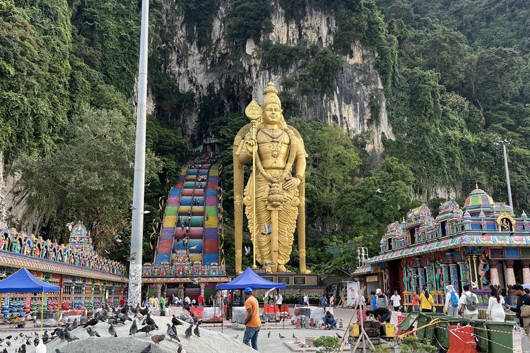 Kuil Murugan Jakarta, murugan temple jakarta, kuil murugan jakarta, kuil murugan kalideres, kuil murugan di jakarta, Kuil Murugan Jakarta Mirip Kuil India dan Batu Caves, Apakah Saling Terhubung?