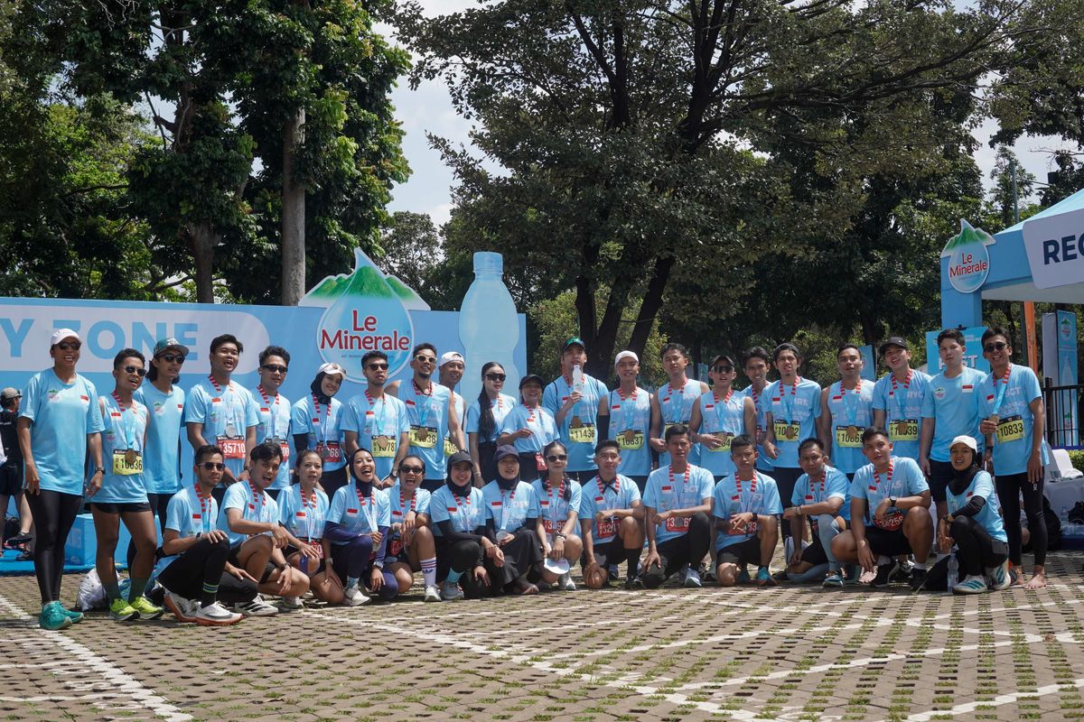 maraton, air mineral, Le Minerale, marathon, Jakarta Running Festival 2025, JRF 2025, Le Minerale Running Squad, Kisah Running Squad Asuhan Le Minerale yang Sukses Taklukan Virgin Full Marathon di JRF 2025