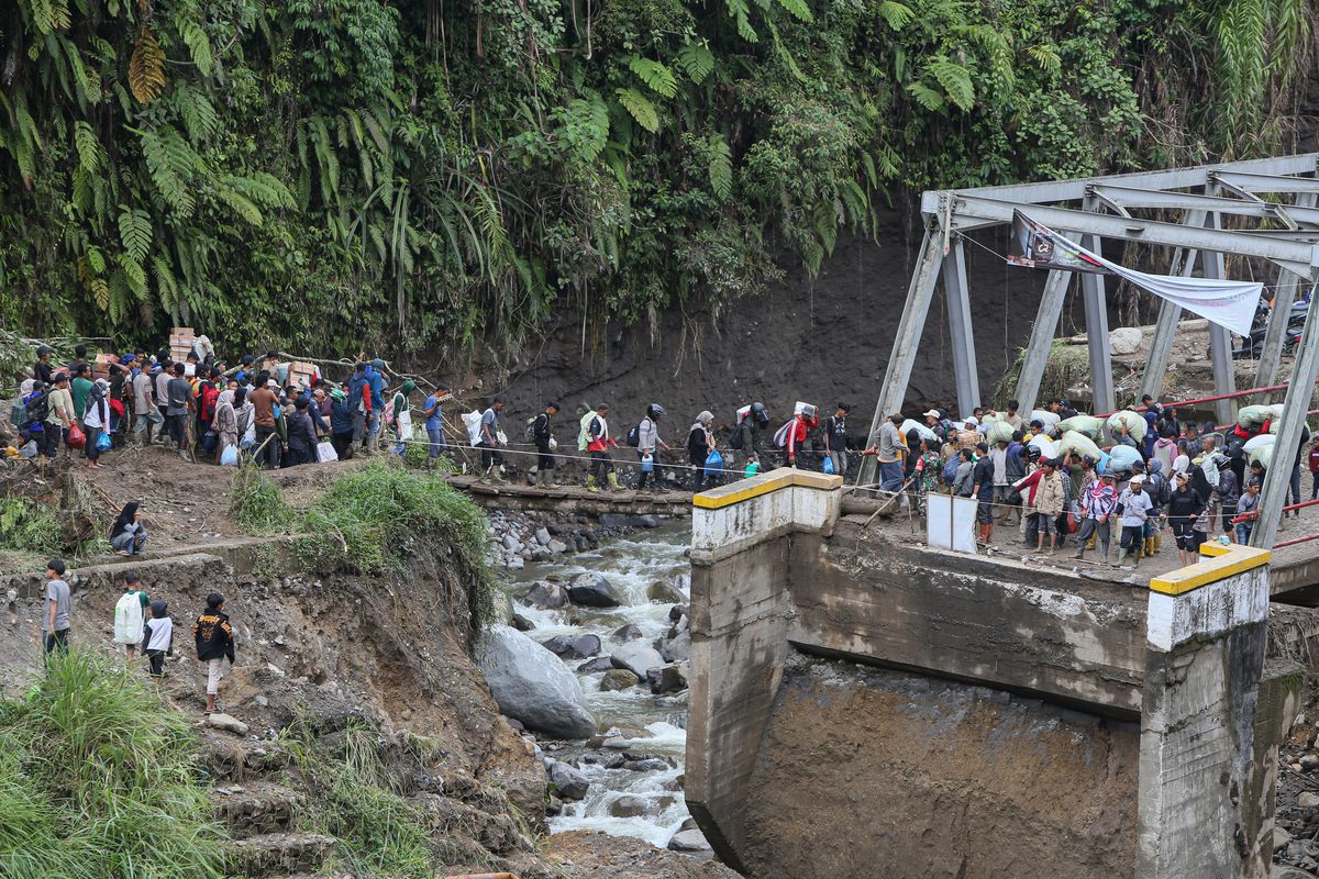 korban banjir Sumatera, Update BNPB Banjir Sumatera 25 Desember: Korban Meninggal Mencapai 1.135 Jiwa