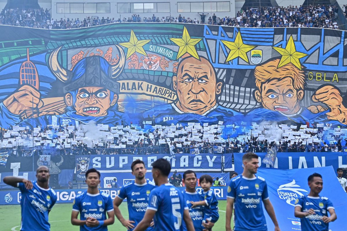 Persib Bandung, Persis Solo, Liga 1 2024-2025, persib bandung, Persib Bandung vs Persis Solo, Hasil Persib Vs Persis 3-2, Kemenangan di Pesta Juara Maung Bandung
