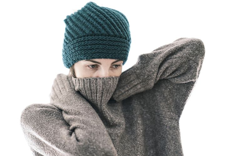 Taman Nasional Bromo Tengger Semeru, Bromo suhu dingin, perlengkapan untuk suhu dingin, Suhu Bromo Lima Derajat Celcius, Bawa Barang Ini Agar Tubuh Tetap Hangat, 1. Jaket, 2. Sarung tangan, 3. Kaos kaki, 4. Kupluk
