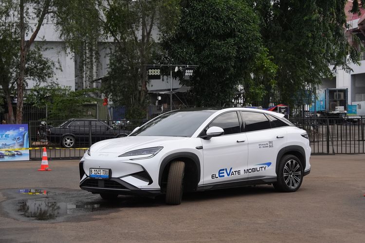 Gabungan Industri Kendaraan Bermotor Indonesia, Gaikindo, mobil listrik, BYD Motor Indonesia, Indonesia International Motor Show, IIMS, IIMS 2026, BYD Lengkapi Varian Mobil Listrik Andalannya di IIMS 2026