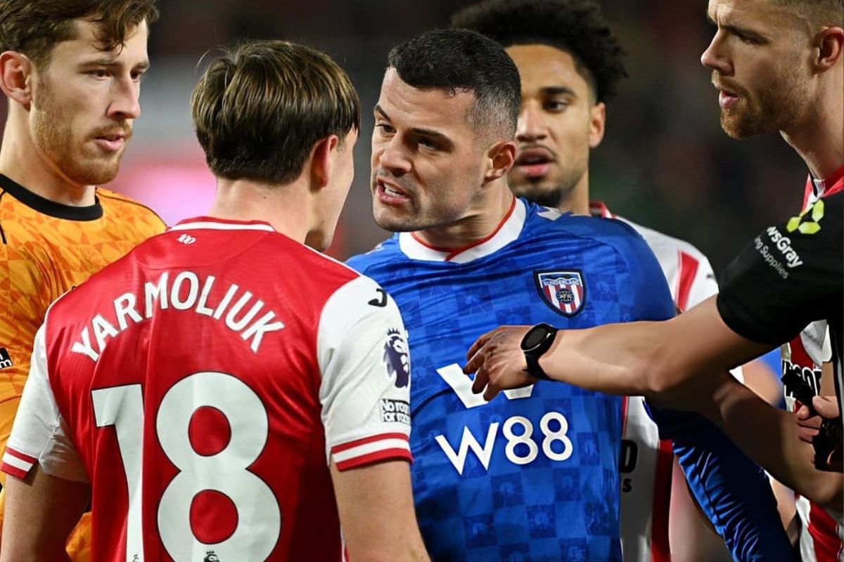 Brentford, Premier League, Sunderland, Everton, Piala FA, Rekor Tak Terkalahkan Runtuh, Sunderland Serukan Kebangkitan di Piala FA