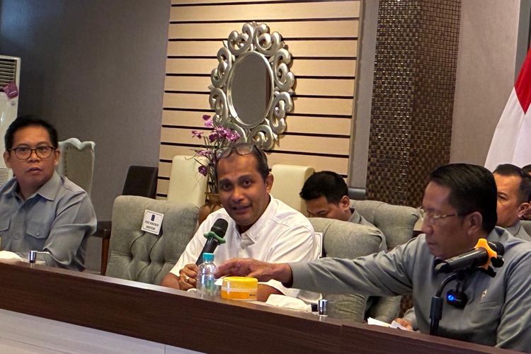 KUHAP Baru Berlaku, Pemeriksaan Tersangka Wajib Direkam Kamera Pengawas, Apa tujuan pemasangan kamera pengawas dalam pemeriksaan?, Bagaimana KUHAP mencegah tindakan sewenang-wenang aparat?, Hak siapa saja yang diatur dalam KUHAP terbaru?, Bagaimana pengaturan teknis penggunaan kamera pengawas?