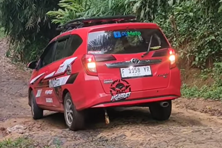 Kaki-kaki Mobil, Penggerak Depan, kaki-kaki mobil, penggerak depan, penggerak belakang, Penggerak Belakang, kerusakan mobil, Benarkah Mobil FWD Lebih Rentan Kena Masalah Kaki-kaki?