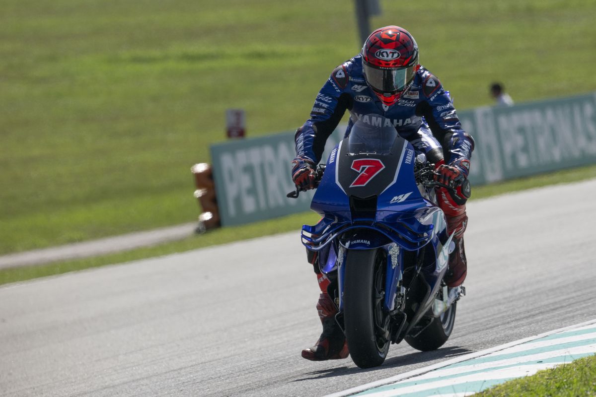 MotoGP, winglet, aerodinamika, motor MotoGP, Evolusi Winglet di Motor Balap MotoGP, Mengapa Winglet Dilarang?, Manfaat Winglet Pada Motor MotoGP, Dampak dari Penggunaan Winglet, Regulasi Baru Soal Winglet di MotoGP 2027