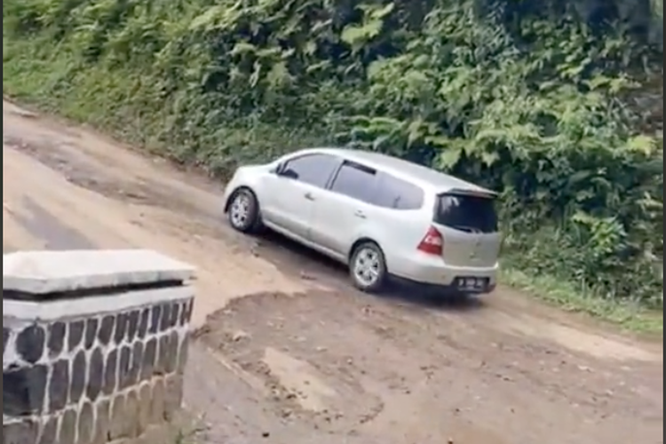 gagal nanjak, Tiga Faktor yang Bikin Mobil Gagal Nanjak