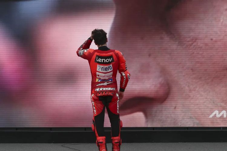 MotoGP, Marc Marquez, juara dunia MotoGP, motogp 2025, juara dunia motogp 2025, Daftar Juara Dunia MotoGP: dari Les Graham hingga Marc Marquez, Awal Sejarah, Dominasi Agostini, Era Rossi dan Marquez, Juara Multi-Gelar Abad ke-21, Juara Dunia dengan Dua Pabrikan, Daftar Lengkap Juara Dunia MotoGP (1949–2025)
