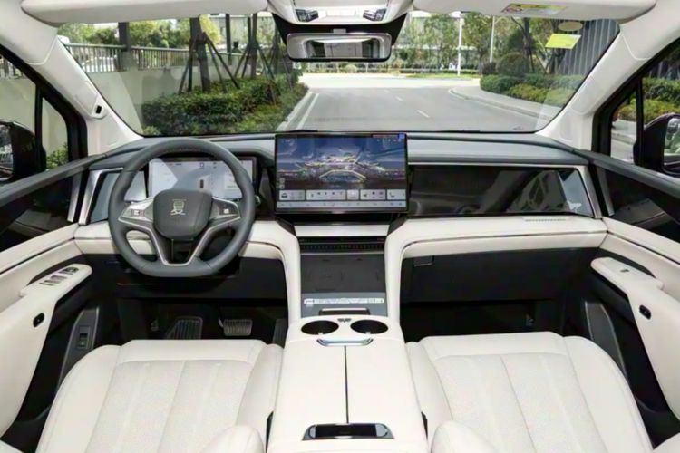 BYD M9, Mobil Hybrid, multi purpose vehicle, byd m9 hybrid, BYD Luncurkan MPV Hybrid M9 dengan Jarak Tempuh 1.163 Km