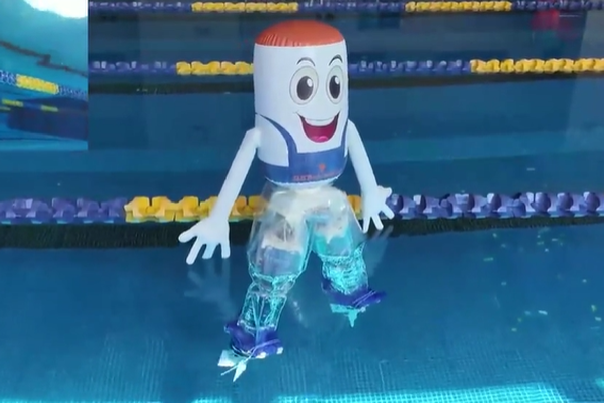 GrowHR, robot, soft humanoid robot, menyusut, berenang, robot humanoid, berjalan di atas permukaan air, Robot Humanoid Ini Bisa Menyusut, Berenang, dan Jalan di Atas Air