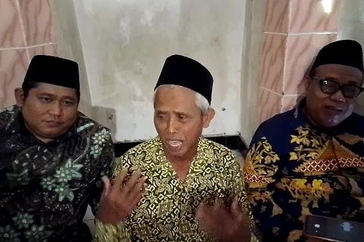 Ahmad Zuhdi, Madrasah Diniyah, madrasah diniyah, Ahmad Zuhdi guru madin, Ahmad Zuhdi guru madin didenda Rp 25 juta, guru madin didenda Rp 25 juta, Kisah Pedih Guru Madin di Demak, Didenda Rp 25 Juta Setelah Tampar Siswanya