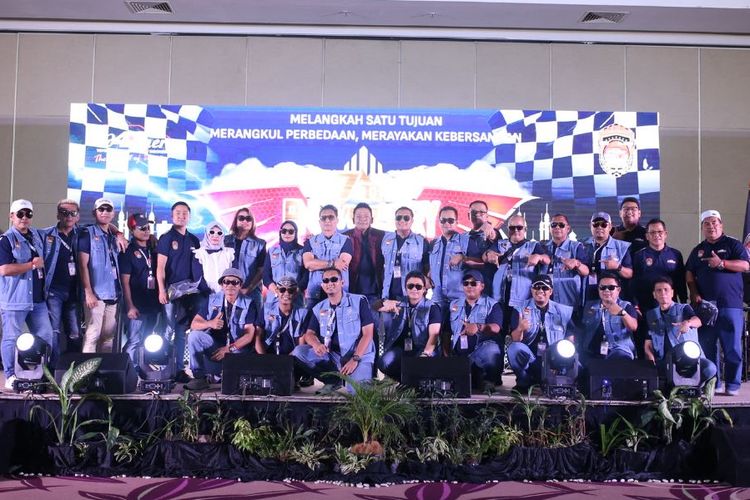 ID42NER Chapter Bekasi, HUT ke-7 ID42NER Bekasi, Komunitas Toyota Fortuner Indoneisia, Komunitas Toyota Fortuner di Bekasi Gelar HUT ke-7