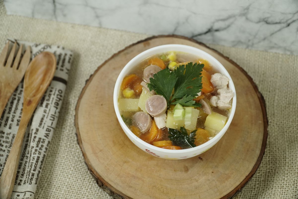 resep ayam tumis, Resep Ayam Tumis, Cara membuat ayam tumis, cara membuat ayam tumis, resep ayam tumis kuah, resep ayam tumis rumahan, ayam tumis bawang, lauk rumahan sehari hari, Resep Ayam Tumis Rumahan, Lauk Praktis untuk Makan Siang