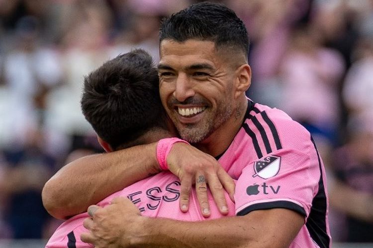 Luis Suarez, Major League Soccer, Inter Miami, MLS 2025, penyerang asal Uruguay, Barcelona, Lionel Messi, Suarez Resmi Bertahan, Messi Tak Sendirian di Inter Miami sampai 2026