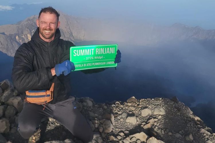Gunung Rinjani, turin irlandia, jatuh di gunung rinjani, Kisah Paul Farrell, Hampir Tewas Setelah Terjatuh di Gunung Rinjani