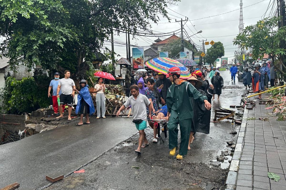 Bali, banjir, Banjir Bali, bali banjir hari ini, banjir di bali, banjir di Bali hari ini, bali banjir, Banjir Bali 10 Oktober 2025, Banjir Bali, Ada 5 Orang Tewas dan 6 Hilang, Kini Status Tanggap Darurat