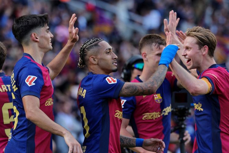 Raphinha, Barcelona, Lamine Yamal, Hansi Flick, The Best XI FIFA, Raphinha Tak Masuk The Best XI FIFA, Hansi Flick Bilang 