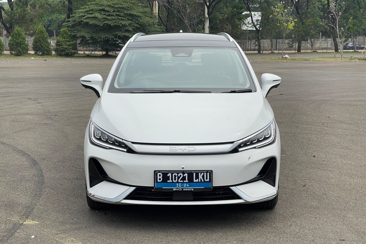 MPV listrik, BYD M6, Update Harga BYD M6 dan Spesifikasi Lengkapnya,  Test drive BYD M6, Pilihan Konfigurasi yang Fleksibel, Tenaga Halus, Torsi Instan, Fitur Keselamatan Lengkap, Harga BYD M6