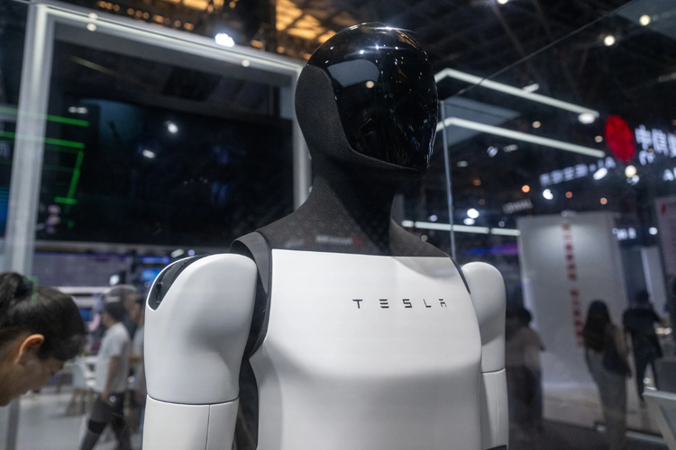 China, Ant Group, robot humanoid, Optimus Tesla, China Bikin Robot Humanoid R1 Pesaing Tesla Optimus, Bisa Beres-beres dan Masak