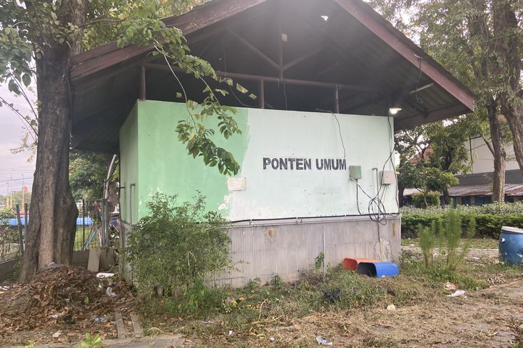 Surabaya, ponten umum, kisah tumini, tumini hidup di ponten, tumini hidup di ponten umum, kisah tumini hidup di ponten umum, kisah tumini hidup di ponten umum surabaya, Kisah Tumini dan Perjuangannya 15 Tahun Hidup di Toilet Umum
