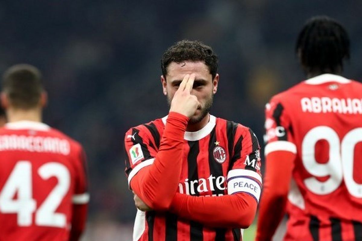 Serie A, Bursa Transfer, Davide Calabria, Sassuolo, liga italia, Jay Idzes, Sassuolo Bidik Eks Kapten AC Milan untuk Dampingi Jay Idzes di Lini Belakang