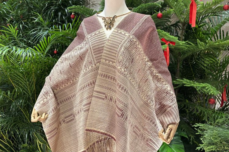 penenun, ulos batak, ulos, kain tradisional, tenun tradisional, wastra batak, Tobatenun Beri Ruang Perempuan sebagai Artisan di Balik Ulos