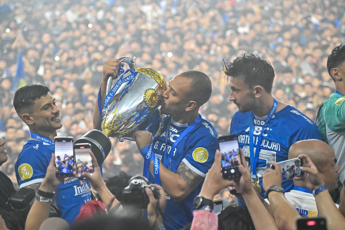 Persib, Liga 1, Gustavo Franca, Liga 1 2024-2025, Persib Bandung, Adhitia Putra Herawan, David da Silva, AFC Champions League 2, Gustavo Franca Tinggalkan Persib, Pemain Asing Sang Juara Hampir Habis