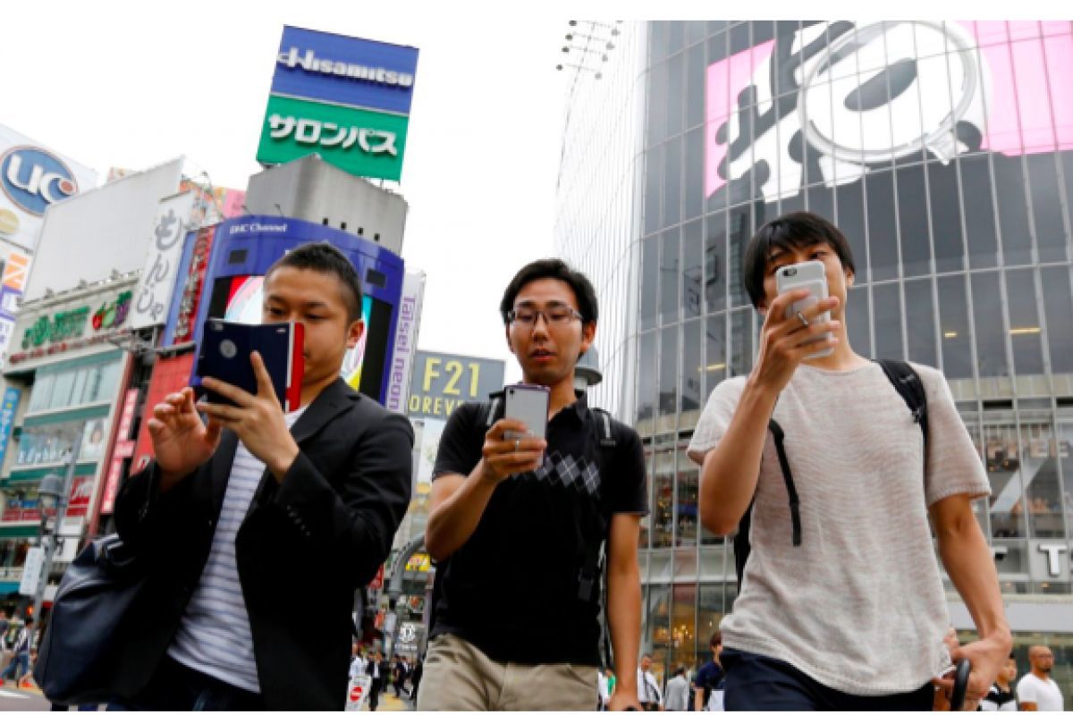 jepang, kecanduan gadget, Aturan Jepang, kecanduan hp, larangan pakai HP, Kota di Jepang Ingin Batasi Penggunaan HP Warga Maksimal 2 Jam Sehari