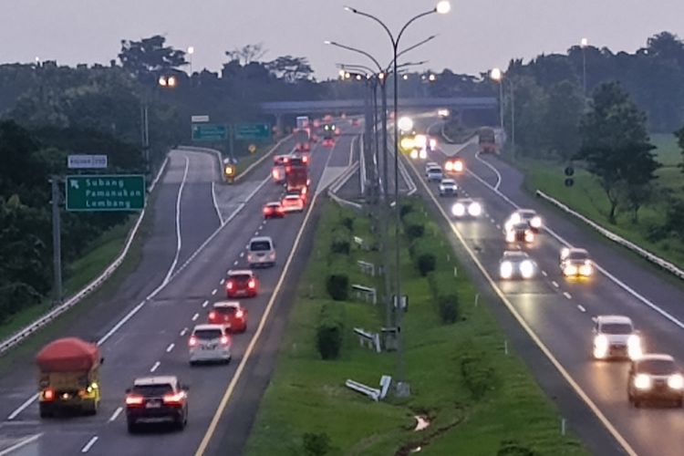 gerbang tol, Volume lalu lintas, Jasamarga, ruas Tol, Update Arus Mudik Lebaran 2026: Volume Lalu Lintas Mulai Meningkat
