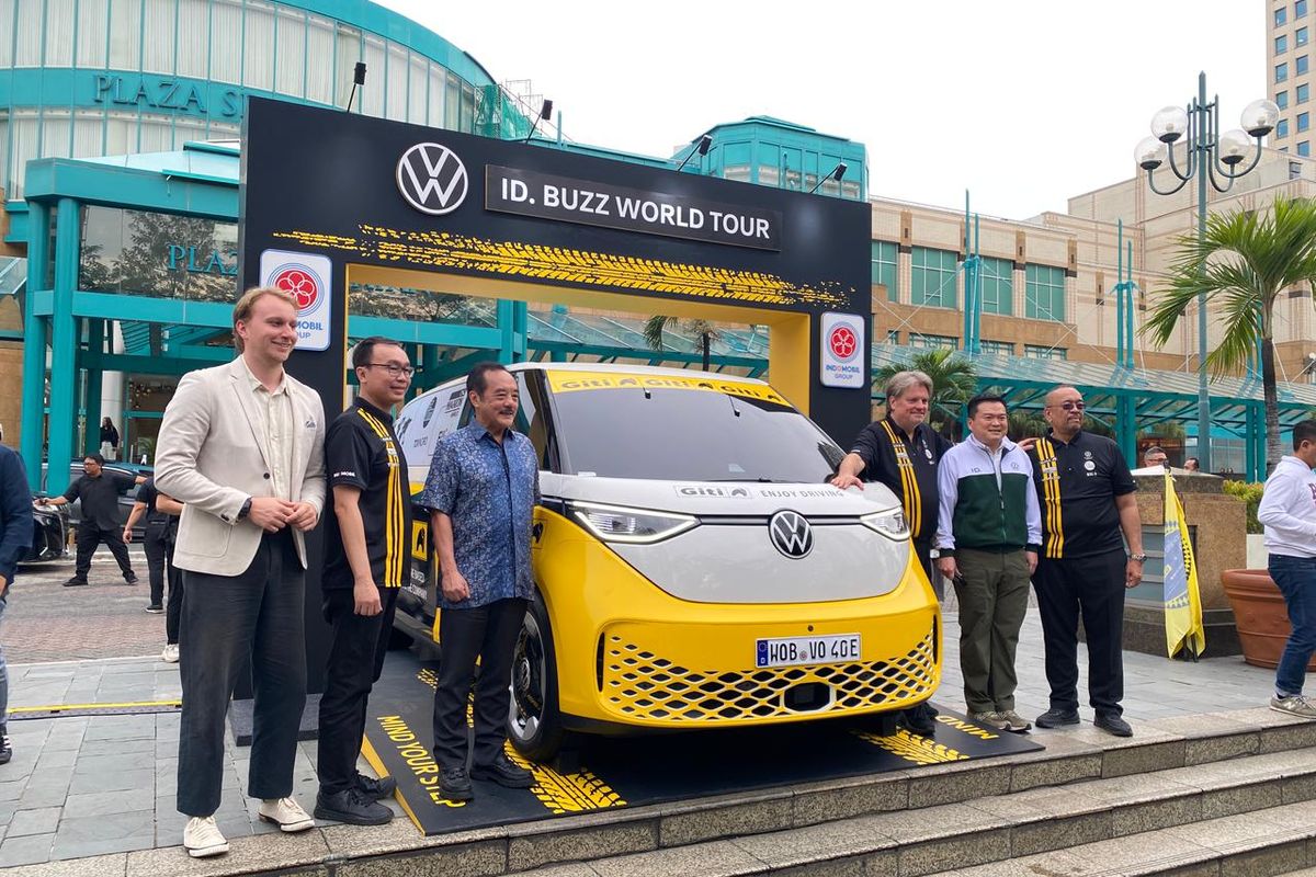 Volkswagen, mobil listrik, ID Buzz, VW ID Buzz, ID Buzz World, ID. Buzz World Tour Singgah di Indonesia, VW Buktikan Ketangguhan Mobil Listriknya