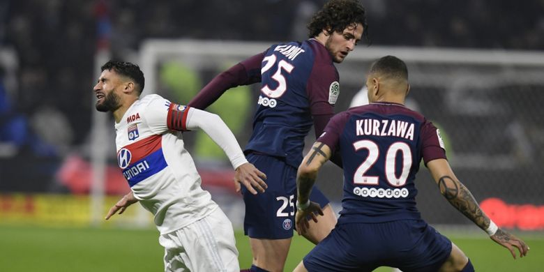 Persib, Layvin Kurzawa, Persib Bandung, Super League, Paris Saint-Germain, Media Ternama Perancis Sebut Layvin Kurzawa ke Persib Akhir Pekan Ini