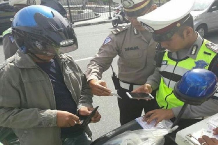 Operasi Zebra, Operasi Zebra Maung, besaran denda tilang, Operasi Zebra Maung 2025, operasi zebra, sasaran operasi zebra, Daftar Pelanggaran dan Besaran Denda Tilang di Operasi Zebra Maung 2025