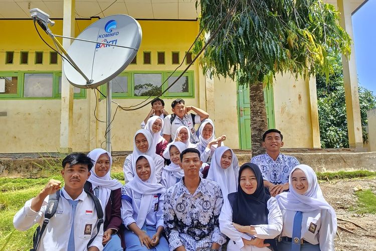HGN 2025, hari ini memperingati apa, hari ini memperingati hari apa, hari guru nasional 2025, 25 November hari apa, hut pgri ke 80, hut pgri 2025, Peringatan Hari Guru Nasional dan HUT PGRI di 25 November: Apa Bedanya? Ini Penjelasan Lengkapnya, Apa Perbedaan Hari Guru Nasional dan HUT PGRI?, Bagaimana Sejarah Awal PGRI Bisa Terbentuk?, Apa Hasil dari Kongres Guru Indonesia Tahun 1945?, Mengapa Hari Guru Nasional Baru Ditetapkan pada 1994?