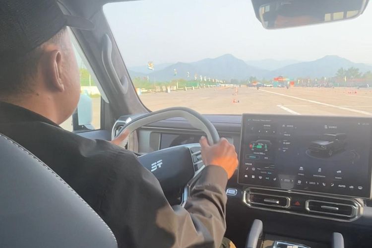 Jetour, Jetour T2, Jetour T2 i-DM, Impresi Awal Coba Jetour T2 PHEV di Beijing