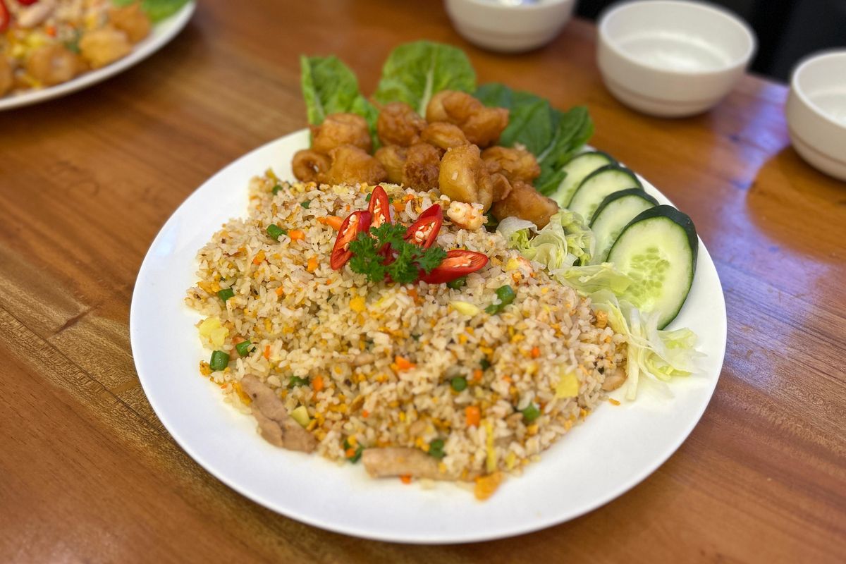 tepung serbaguna, baking soda, Tips Masak Cumi Crispy Praktis Ala Chef Martin Natadipradja