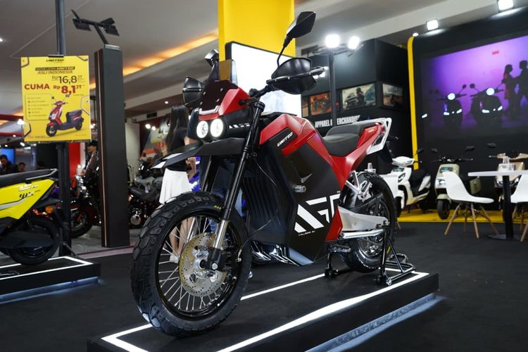 motor listrik, adventure, SPKLU, United E-Motor, harga, United RX6000 Bisa Isi Daya di SPKLU, Intip Spesifikasinya