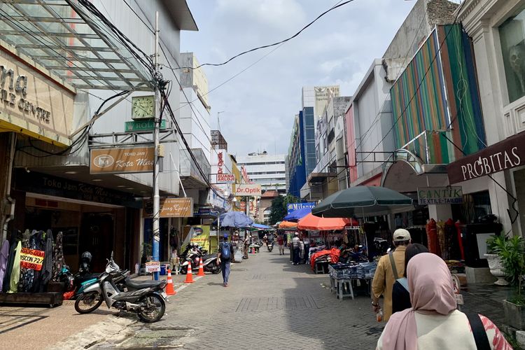 Stasiun KRL terdekat dari Pasar Baru, Cara ke Pasar Baru Naik KRL dari Arah Rangkasbitung-Serpong